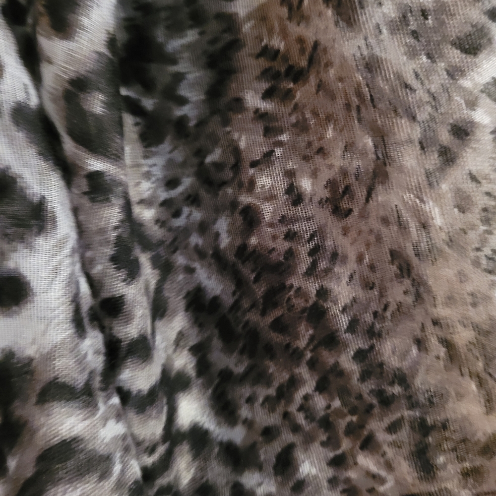 Scarf - Picture 2 of 3